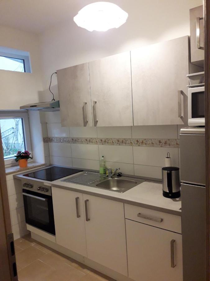 Thamy's Homestay 2 * Rostock