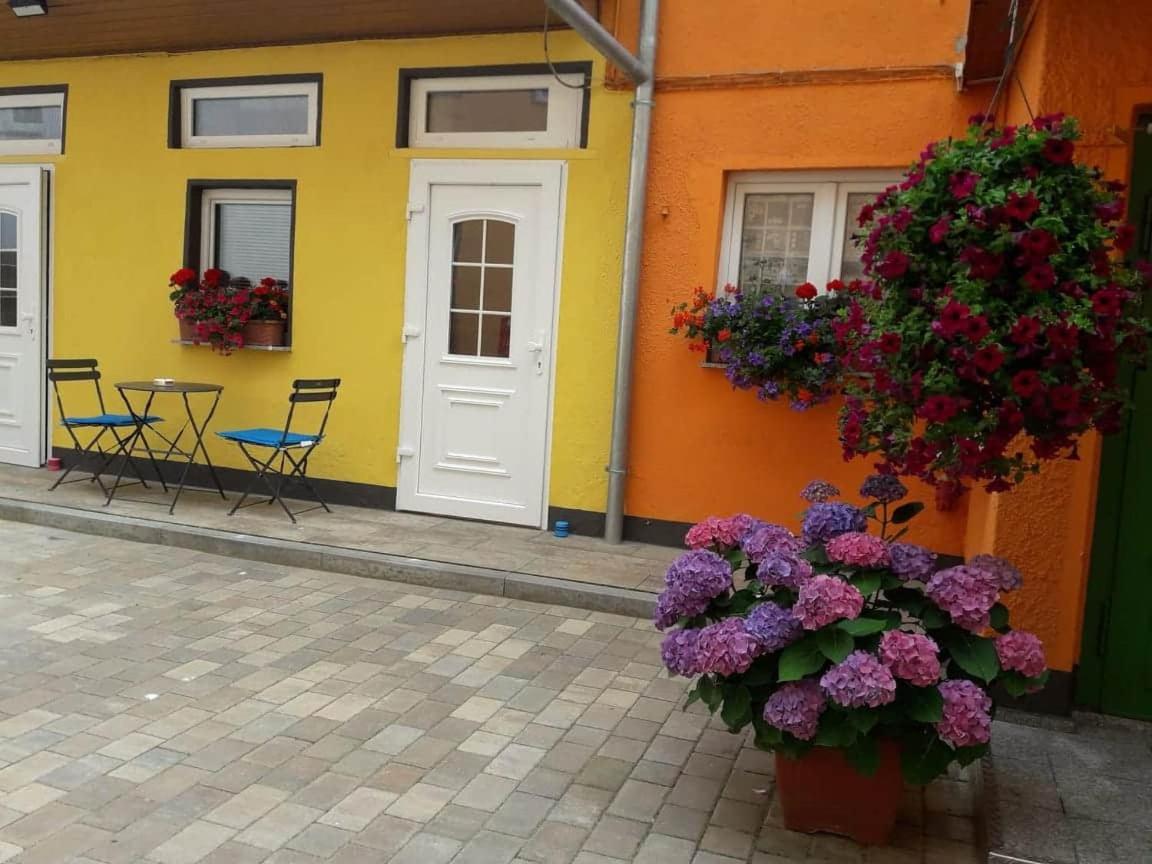 Apartment Thamy's Homestay 2 *